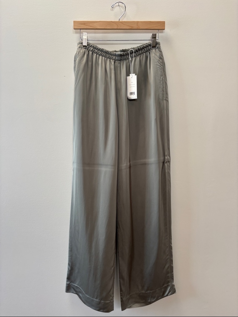 Vince Drawstring Pull-On Pants in Stone Gray